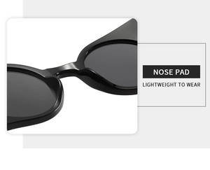 Details der ergonomischen Nasenpads an der leichten schwarzen Sonnenbrille für Komfort