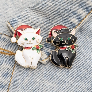 Christmas Cat Brooch Alloy Enamel Rhinestone Santa Hat Kitten Pin Badge Holiday Jewelry Clothing Accessories Gift