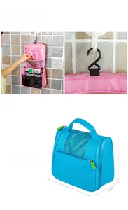 Detail of hanging travel toiletry bag with mesh pockets and 23x19x11cm dimensions