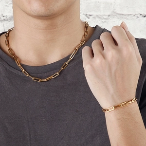 Men's golden paperclip chain necklace and bracelet set in polished stainless steel