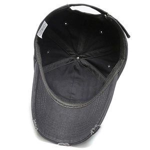 Casquette baseball vintage en coton gris anthracite avec bordure de visière usée