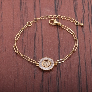 Golden Cuban hip hop bracelet with zircon heart charm on a minimalist paperclip chain