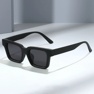 Retro Square Frame Sunglasses Vintage Matte PC UV400 Protection Fashion Eyewear For Men Women Outdoor Sunshade Travel