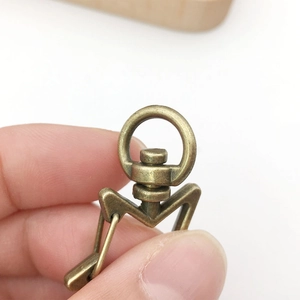 Moschettone girevole in bronzo antico per portachiavi fai-da-te e accessori borse