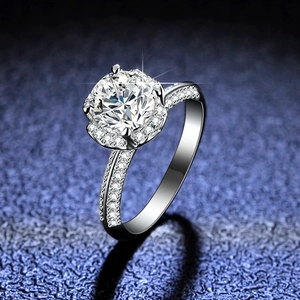 925 Sterling Silver Moissanite Ring Round Cut Halo Hand Bouquet Crown Design Sparkling Jewelry Women Elegant Fashion