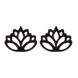 Boucles d'oreilles lotus noires minimalistes avec pétales ajourés sur fond blanc neutre