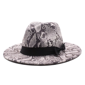Chapeau Fedora style britannique avec motif serpent noir et blanc et ruban élégant