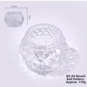 Detailed view of glass nail art cup with dotted texture and 6.3x5cm size specifications