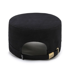 Klassische schwarze Flat-Top-Militärkappe für Herren mit verstellbarem Riemen und Metallschnalle