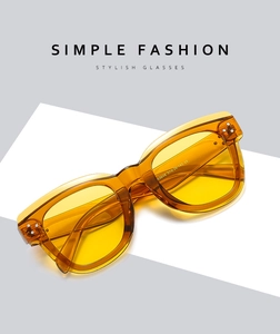 Detail view of model N3648 amber square sunglasses with CE logo and size specifications