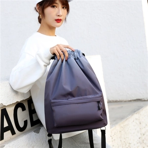 Zaino Con Coulisse Nylon Impermeabile Grande Capacità Borsa Sportiva Con Tasca Frontale Con Cerniera Unisex