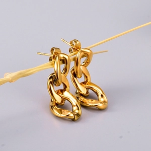 French vintage heavy gold chain hoop earrings in polished 18K gold-plated stainless steel