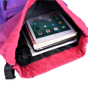 Zaino con coulisse in nylon sfumato rosa con grande capacità per viaggi e affari
