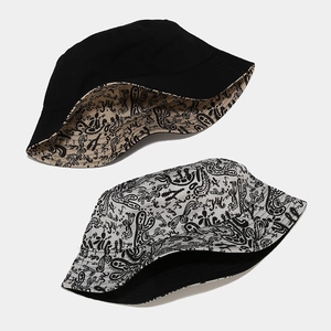 Chapeau bob réversible en coton avec motifs cachemire vintage et imprimé graffiti