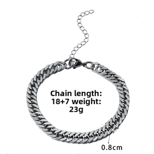 Close-up of a silver Cuban link chain with lobster clasp, 0.8cm width and 18+7cm length