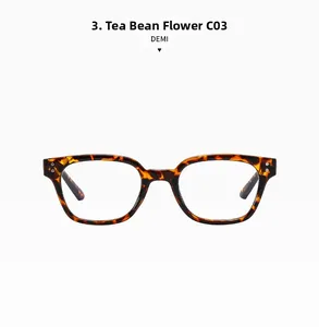 Detail view of tortoiseshell demi C03 frame glasses with vintage square design