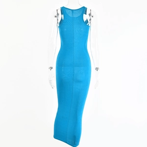 Back view detail of a blue sleeveless bodycon maxi dress made of stretch fabric