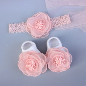 Pink baby headband and socks gift set with chiffon flowers and lace details