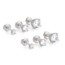 Vue détaillée de trois paires de boucles d'oreilles en argent S925 avec zircons ronds