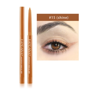 Detailweergave van de waterproof crème gel eyeliner in kleur #15 shine met oogmake-up
