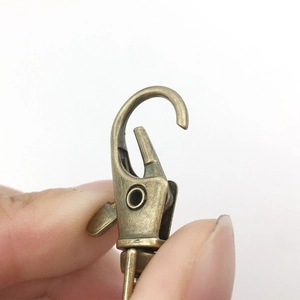 Antique bronze swivel snap hook keychain with spring clasp for leather bag hardware accessories
