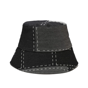 Japanischer Patchwork-Anglerhut aus Denim mit weißen Ziernähten für Damen im Retro-Look