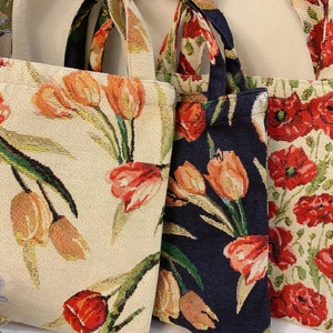 Retro tulip floral jacquard handbag made of thick tapestry fabric with vintage patterns