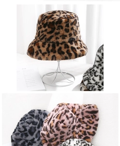 Mehrfarbige Fischerhüte mit Leopardenmuster aus warmem, plüschigem Kunstpelz-Material