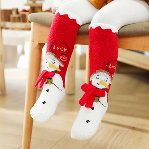 Weihnachtssocken für Kinder aus Fleece mit Schneemann-Muster und roten Schleifen