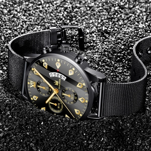 Montre business quartz pour hommes avec bracelet en maille noire et index romains diamants