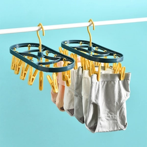 Stendibiancheria in plastica con 12 clip per calzini e biancheria intima in verde giallo