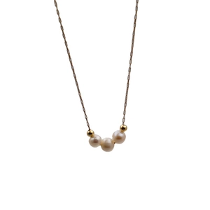 Minimalist freshwater pearl titanium steel necklace with gold beads and white pearls