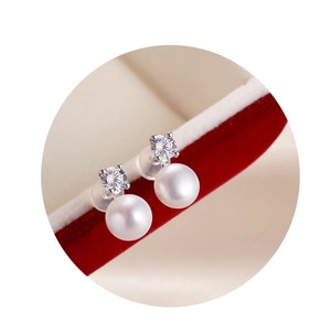 Elegant S925 sterling silver freshwater pearl stud earrings with sparkling zircons