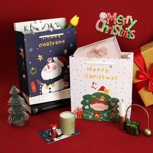 Christmas Gift Paper Bags White Card Paper With Handle Holiday Party Cartoon Santa Reindeer Snowman Pattern