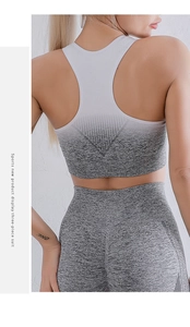 Détail de la brassière de sport dégradée sans couture avec texture en maille respirante