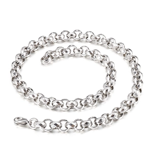 Minimalist silver stainless steel chain necklace with diamond-cut links and lobster clasp