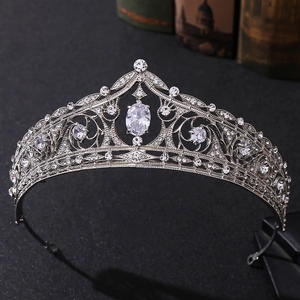 Silver bridal tiara with oval cubic zirconia and sparkling rhinestones for wedding