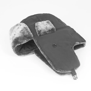 Schwarze warme Winter-Fliegermütze mit Kunstfellfutter und Ohrenklappen gegen Wind