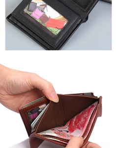 Détails de l'intérieur du portefeuille pour hommes avec fentes pour cartes et billets