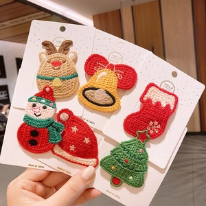 Barrettes de Noël pour Enfants Femmes Tricotées Peluche Renne Bonhomme de Neige Père Noël Sapin de Noël Accessoires de Fête