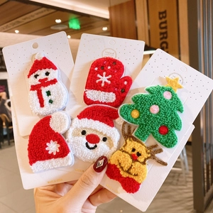 Lot de jolies barrettes de Noël avec renne, Père Noël et sapin en broderie peluche