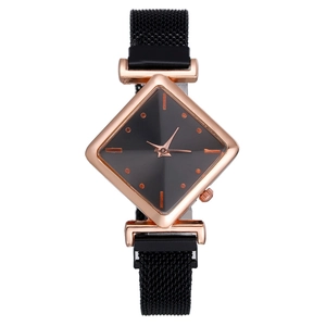 Fashionable women's rhombus dial watch with rose gold case and black mesh magnetic strap