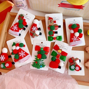 Coffret de barrettes de Noël avec Père Noël, rennes et sapins sur carte