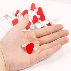 Mini wooden photo clips with red heart decoration for Valentine's Day party decor