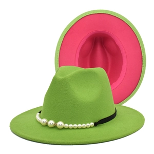 Chapeau fedora en feutre pour femme bicolore vert et rose avec élégant ruban de perles