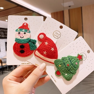 Set de barrettes de Noël tricotées à la main avec bonhomme de neige et sapin mignon