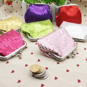 Mini pailletten portemonnees met vintage metalen sluitingen in diverse vrolijke kleuren
