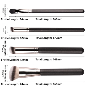 Detailed size specifications and measurements for various seamless foundation makeup brushes