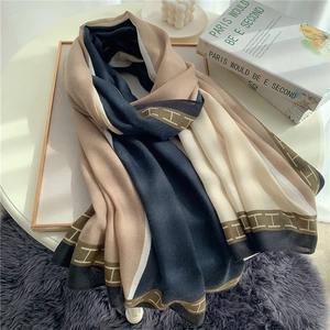Women's Fashion Polyester Printed Scarf Color Block Geometric Shawl Long Soft Wrap Scarf For Travel Daily Decoration