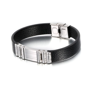 Bracciale da uomo in pelle nera intrecciata con chiusura in acciaio inox, vista laterale